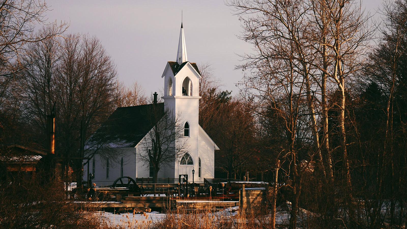 Kirche in winterlicher Stimmung